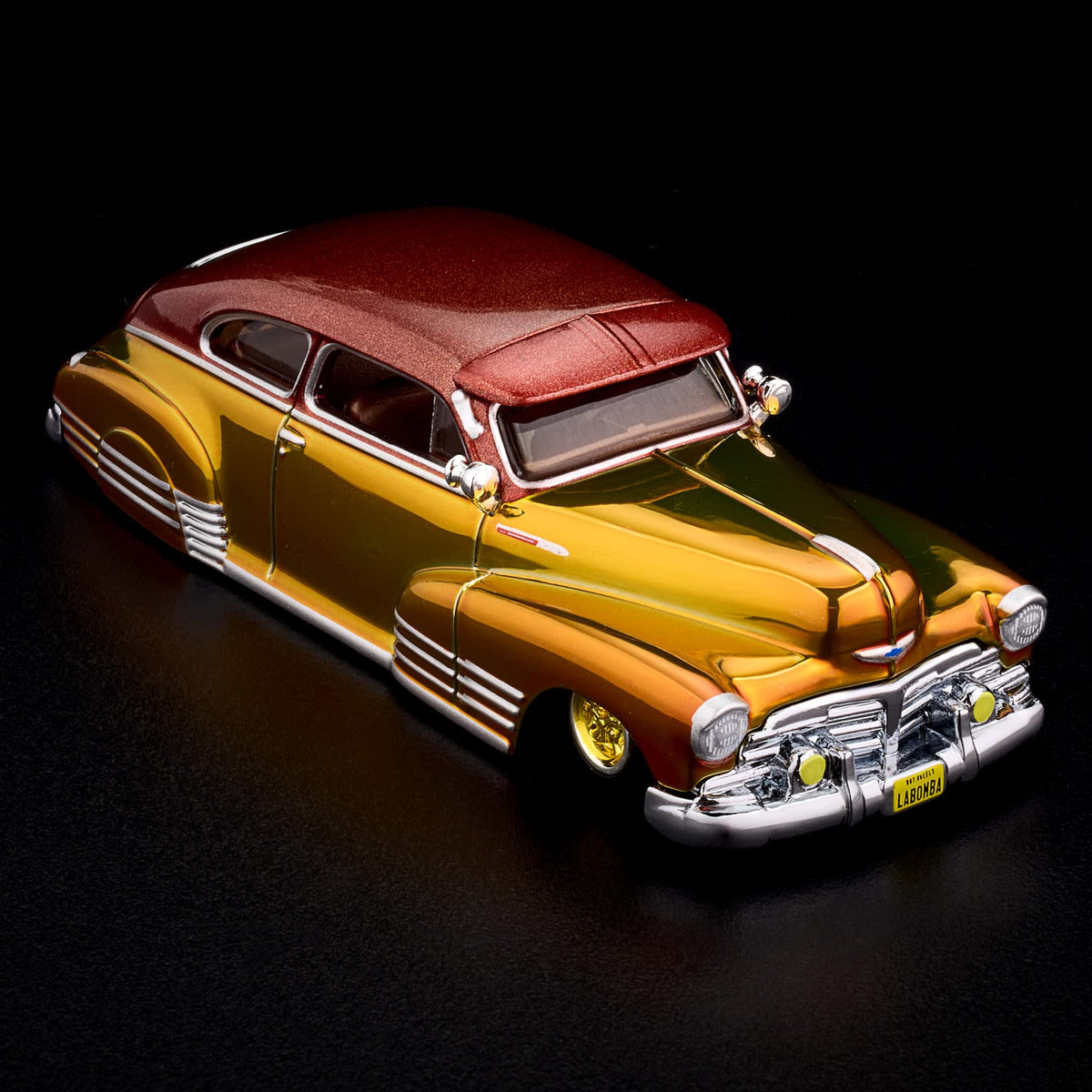 JJY66-BH12 Hot Wheels RLC Exclusive 1948 Chevy Fleetline